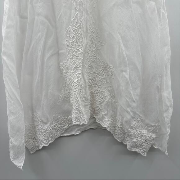 Johnny Was White Silky‎ Embroidered 1/4 Button Short Sleeve Tunic Top Sz XS - Picture 3 of 9